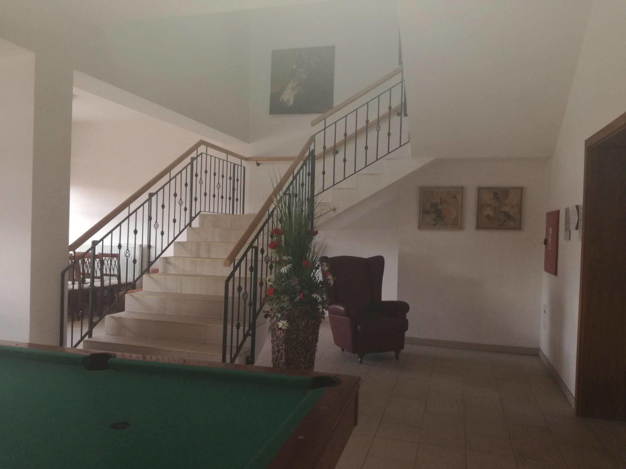Hotel Rozalka เปซิโนค ภายนอก รูปภาพ